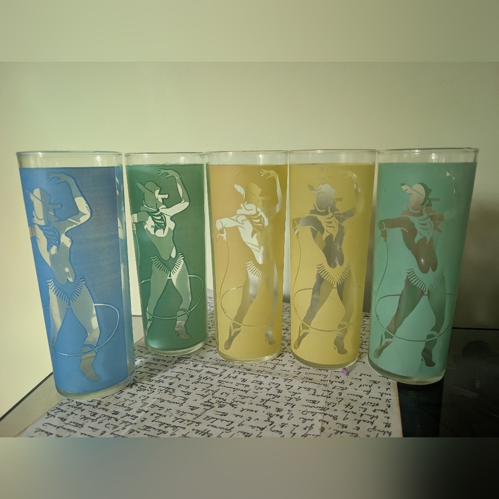 Vintage Cowgirl 1960s Dancing Figure Glass Set